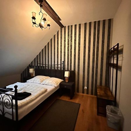 Adam'S Hostel - Self Check-In & Only Private Rooms 뒤셀도르프 외부 사진