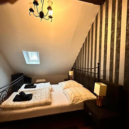 Adam'S Hostel - Self Check-In & Only Private Rooms 뒤셀도르프 외부 사진