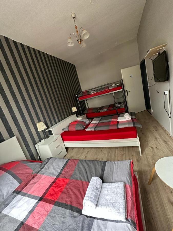 Adam'S Hostel - Self Check-In & Only Private Rooms 뒤셀도르프 외부 사진
