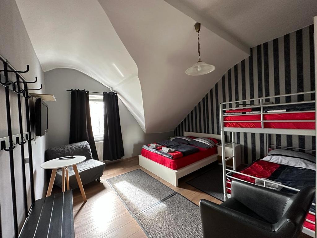 Adam'S Hostel - Self Check-In & Only Private Rooms 뒤셀도르프 외부 사진